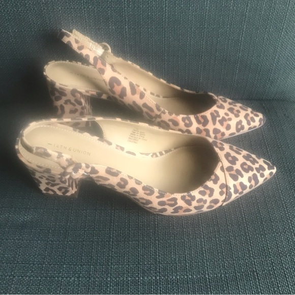 14th & Union Leopard Heels - Picture 2 of 7